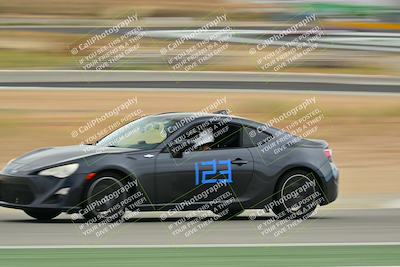 media/Sep-27-2025-Speed Ventures (Sat) [[6606706ef0]]/Yellow group/Turn 6/